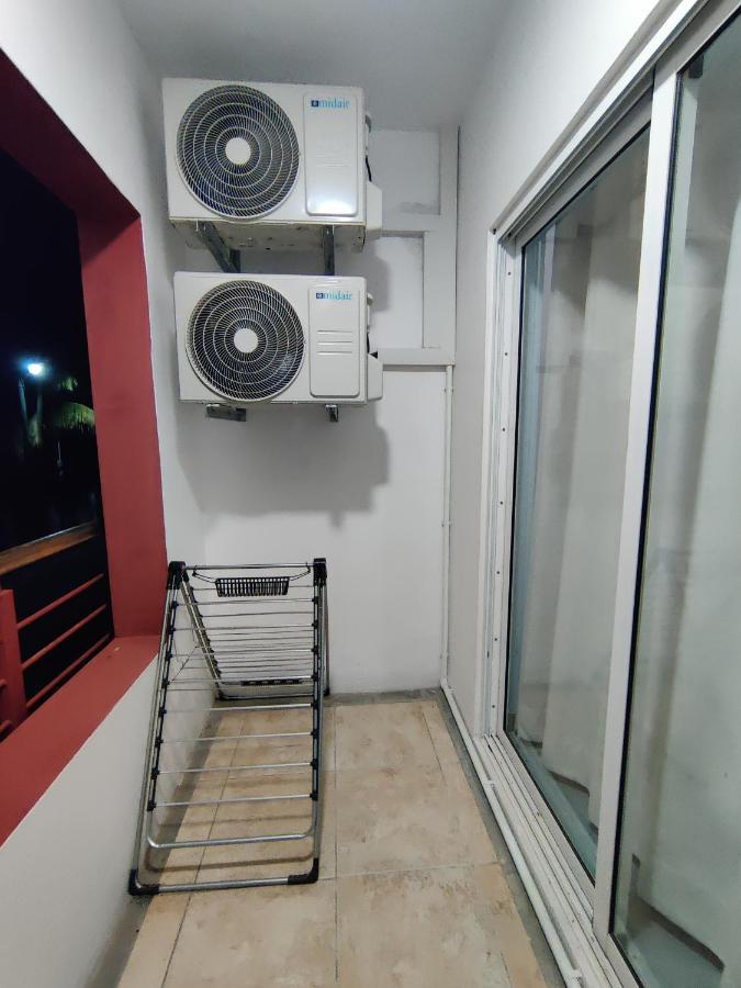 Ashiana Oceanside Apartment Flic en Flac Exterior foto