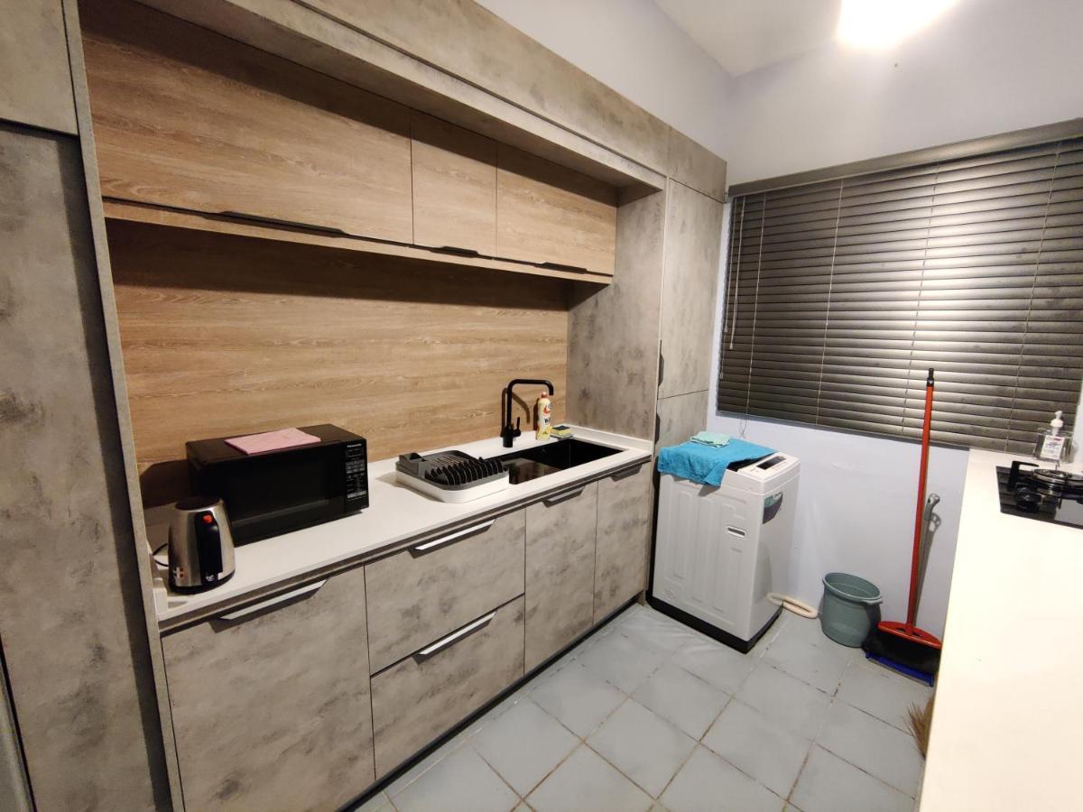 Ashiana Oceanside Apartment Flic en Flac Exterior foto