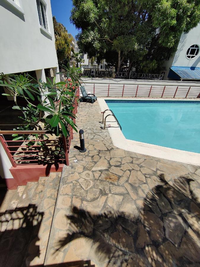 Ashiana Oceanside Apartment Flic en Flac Exterior foto