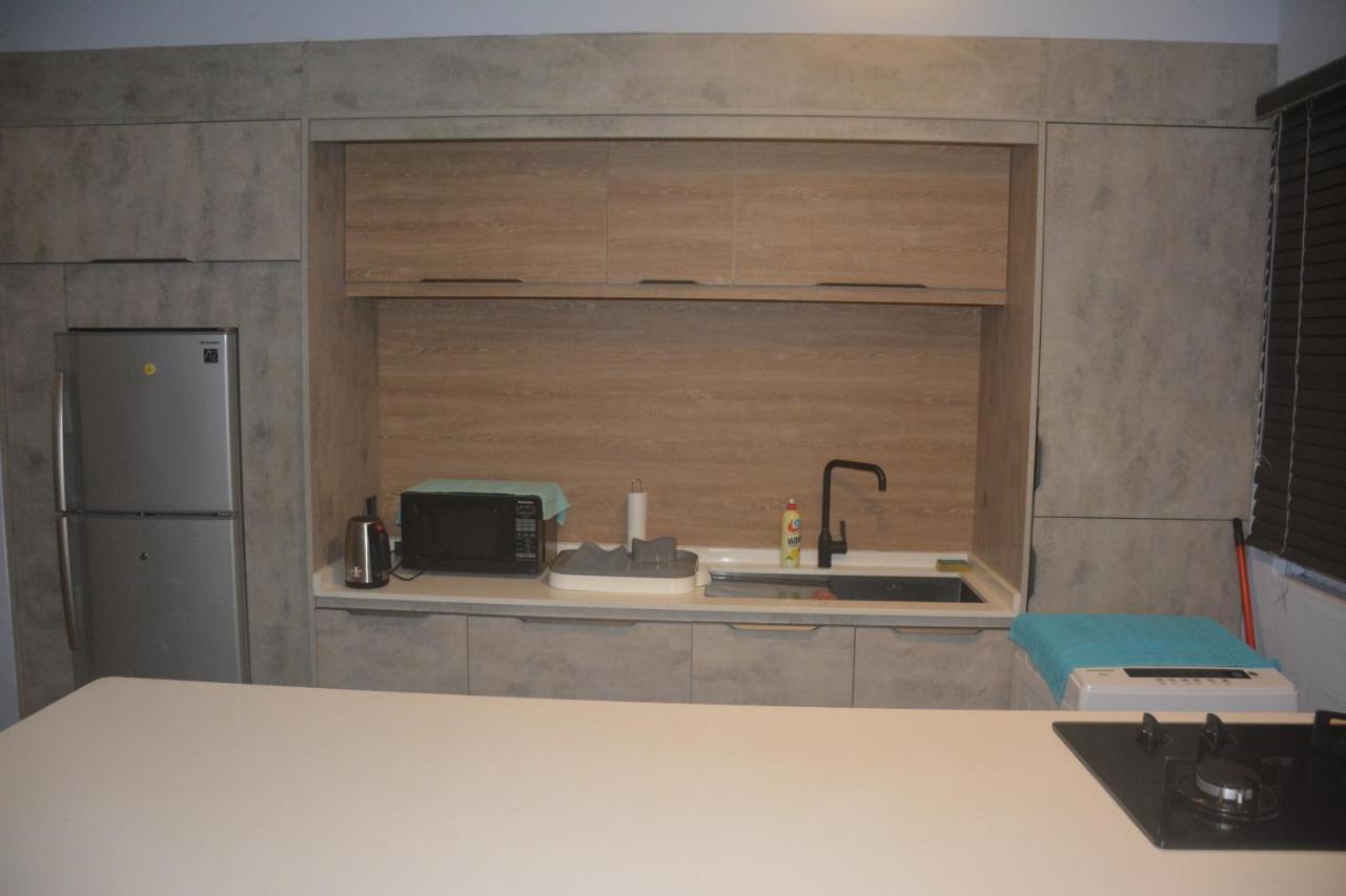 Ashiana Oceanside Apartment Flic en Flac Exterior foto