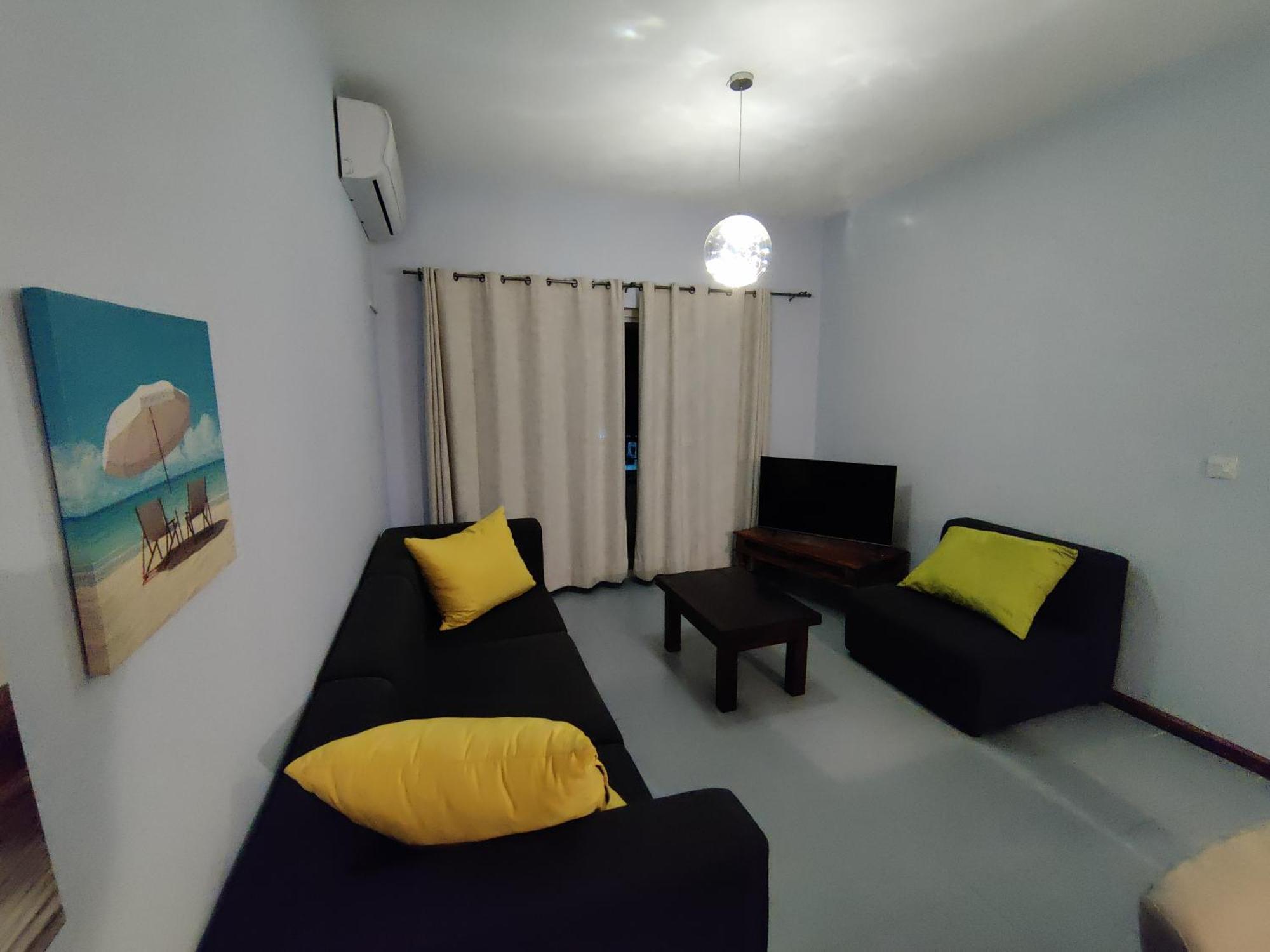 Ashiana Oceanside Apartment Flic en Flac Exterior foto